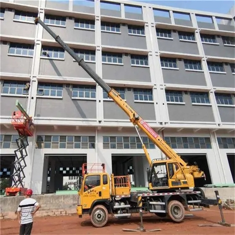 南江高楼层玻璃吊装